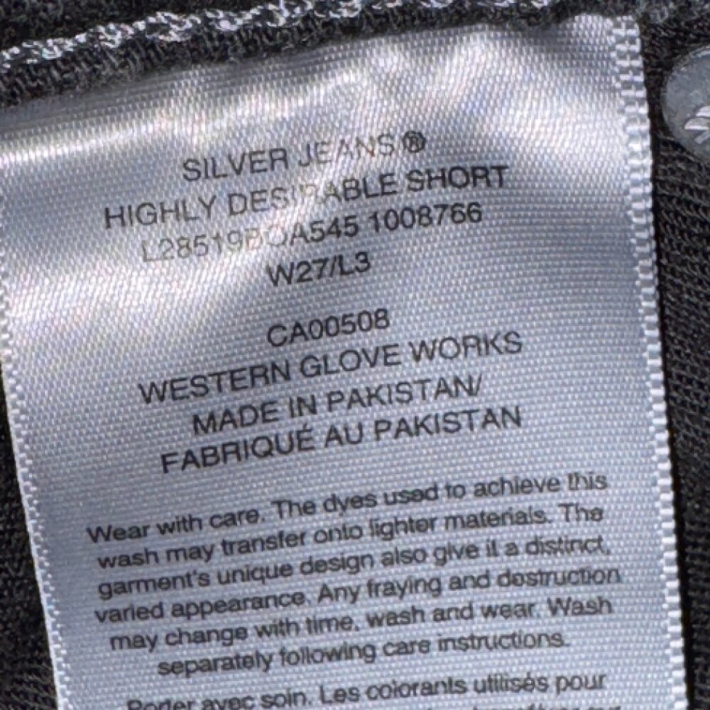 NWT SILVER JEANS "Highly Desirable" High Rise Short in Black Size 27 - Picture 9 of 10